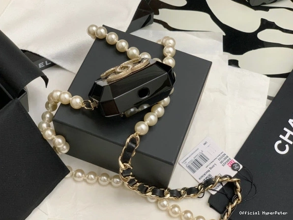 HyperPeter PRO AIRPODS NECKLACE CASE CHANEL 0717